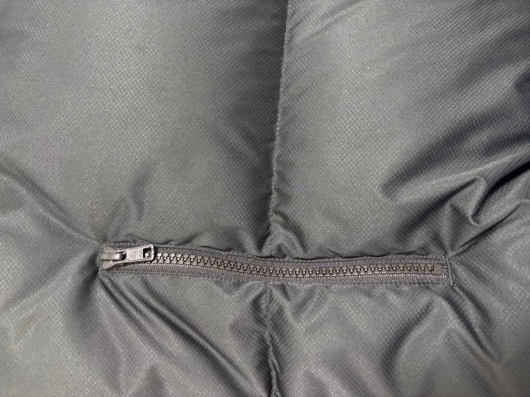 NIKE ベストダウン