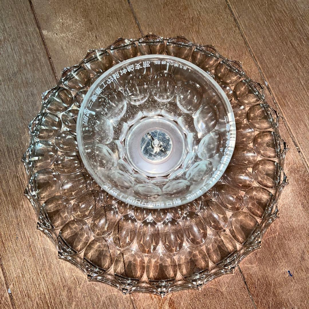 花弁模様の透明ガラス皿　コンポート