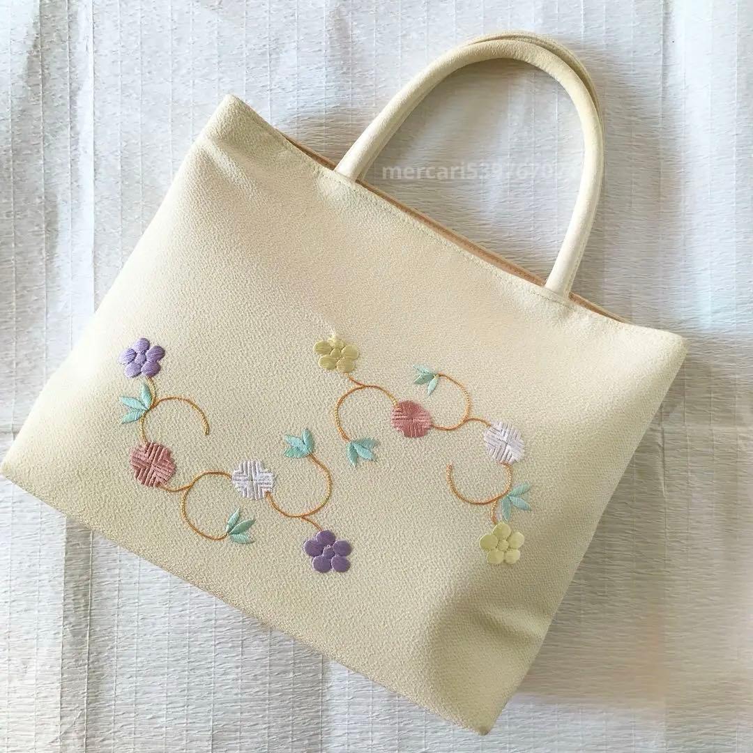 m*m様 京都きねや　和装　手提げバッグ（ちりめん　刺繍　松竹梅笹蔓）