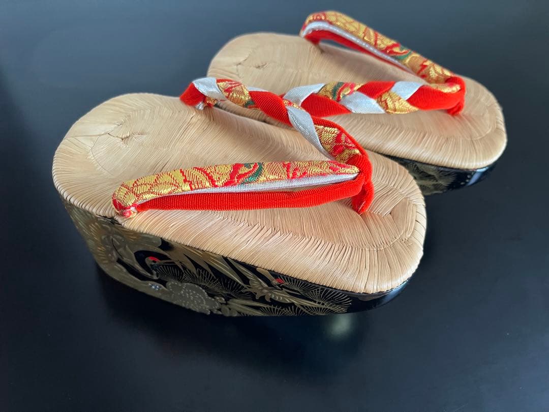 七五三　高級黒地塗り　ぽっくり　鈴付き