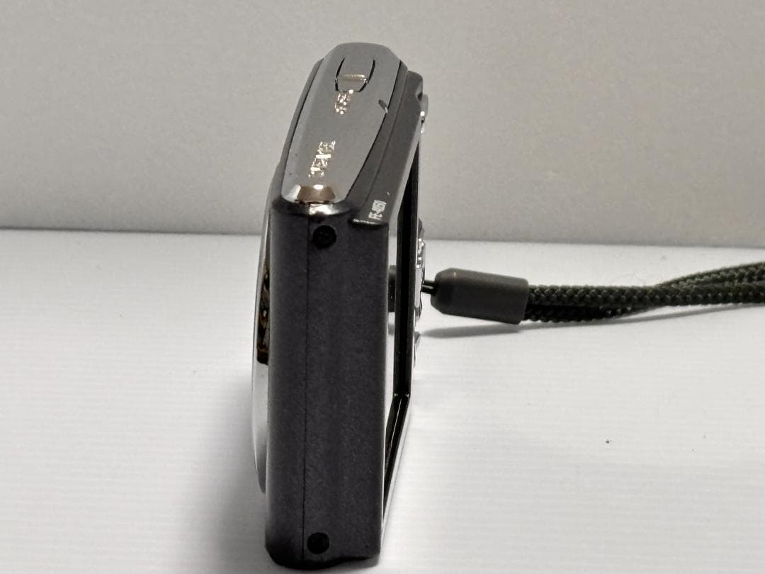 美品 Olympus fe-4050 12.0MP 4倍ズーム デジタルカメラ