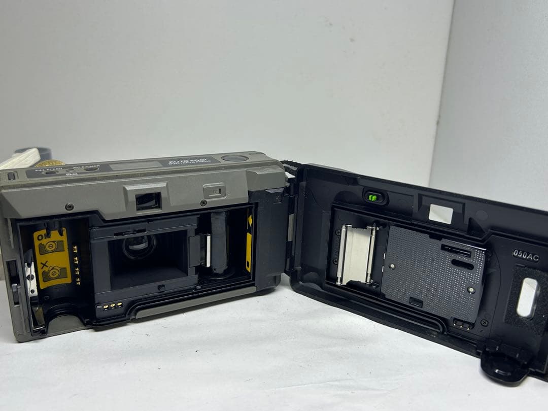 CHINON AUTO3001 AUTO300I 動作品　コンパクトカメラ