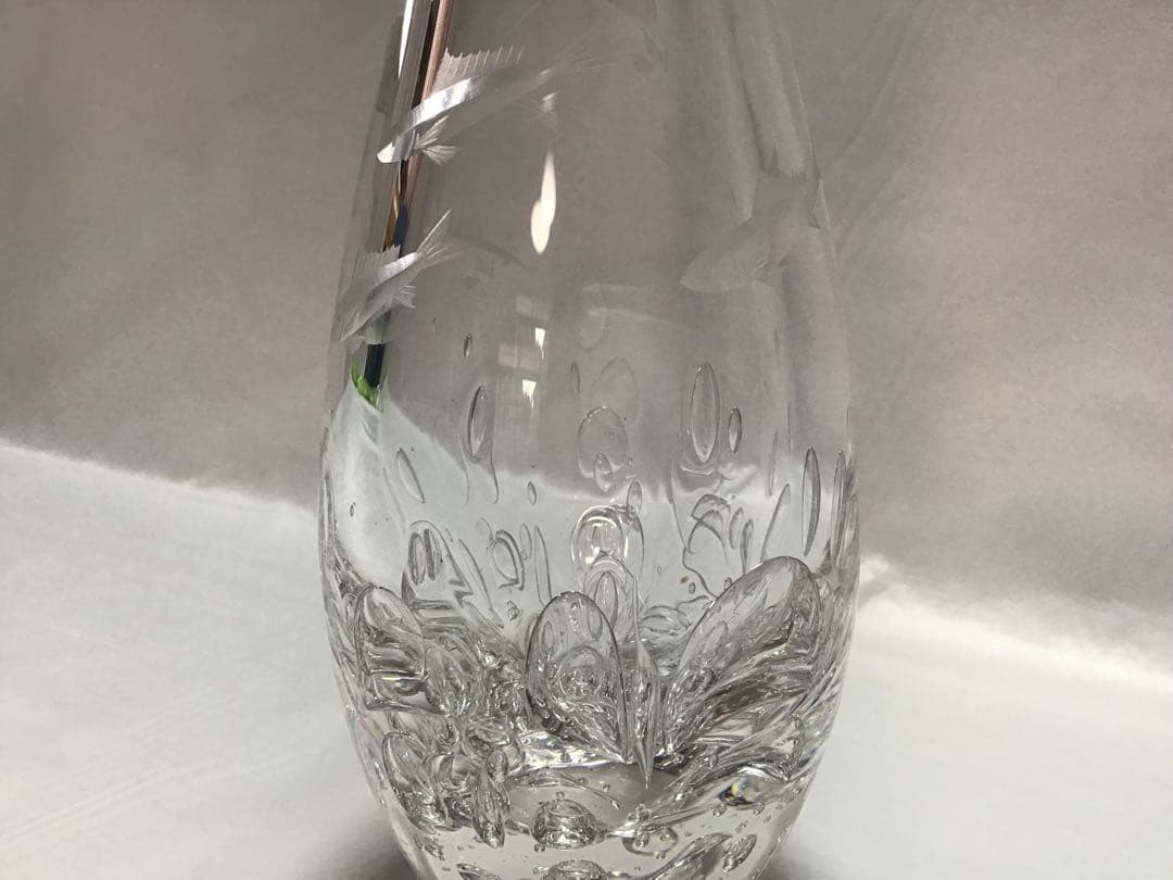 カガミクリスタル　各務満　花瓶　鮎