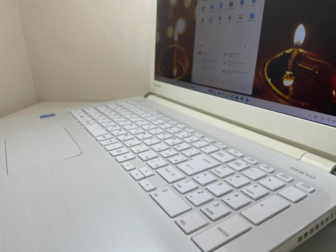 第7世代ＤynabookT65/DW i7-7500U SSD512GB 8G