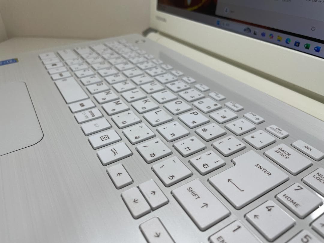 第7世代ＤynabookT65/DW i7-7500U SSD512GB 8G