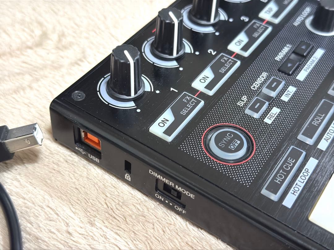 Pioneer DJ DDJ-SP1 コントローラー