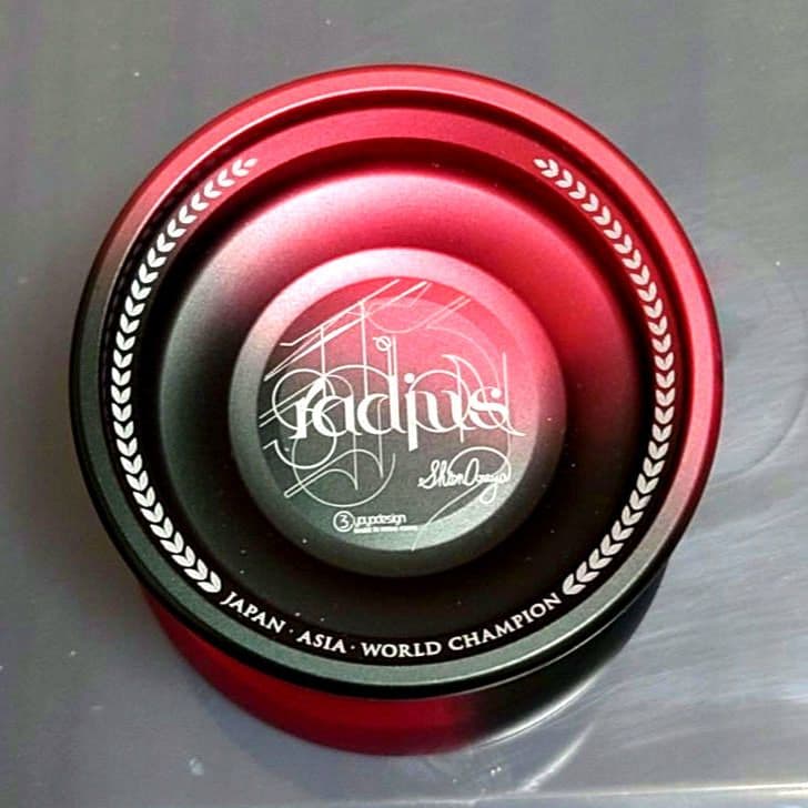【ヨーヨー】ラディウス(黒•赤)：C3yoyo/57M
