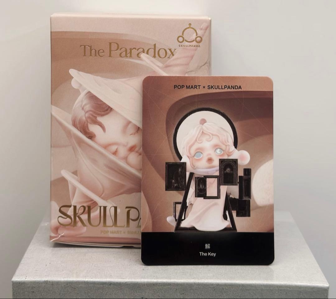 POPMART スカルパンダ　The Paradoxシリーズ