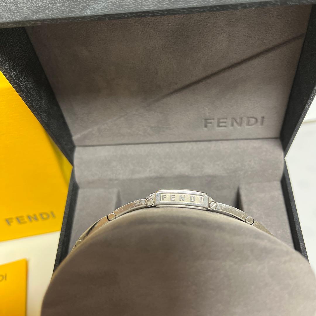FENDI クアドロ 12Pダイヤ ウォッチ レディース 腕時計 電池交換済み