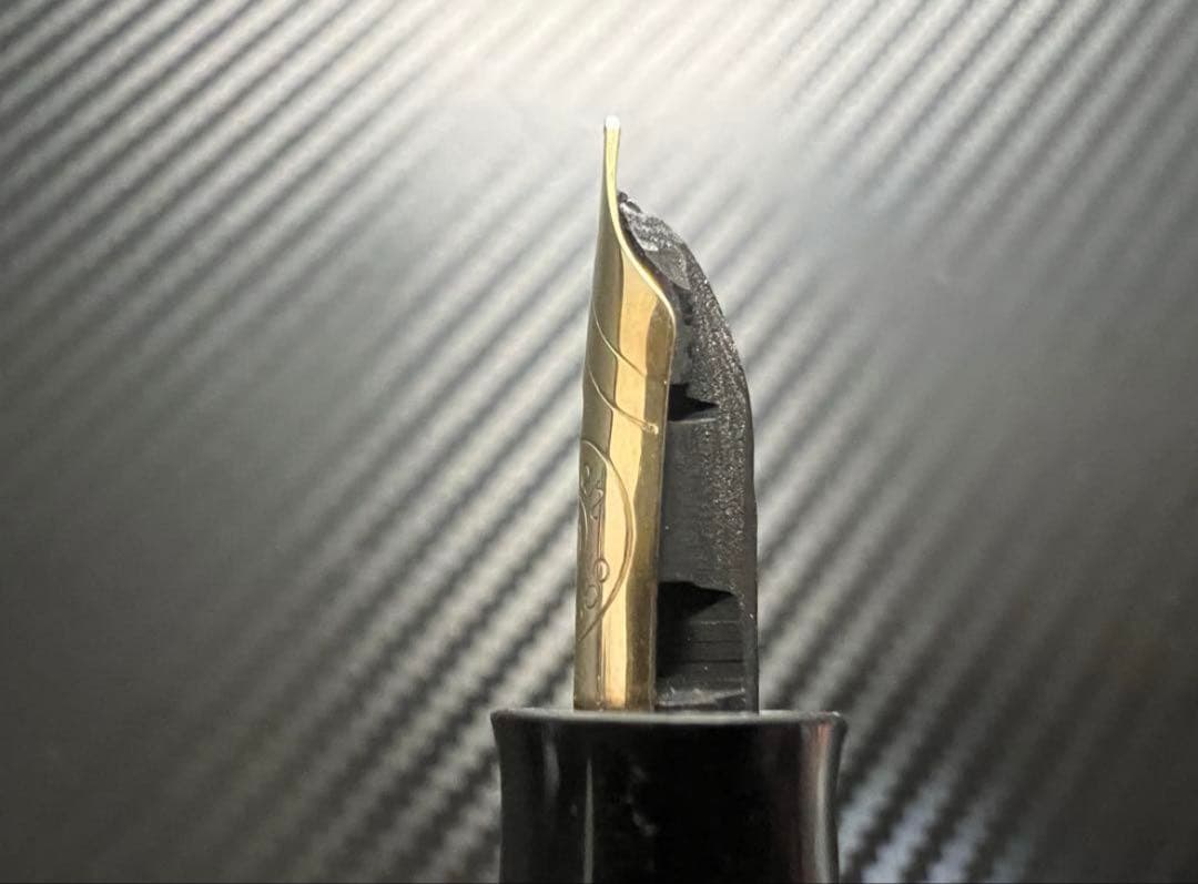 ペリカン 400NN M&K 万年筆 EF 極細字 緑縞