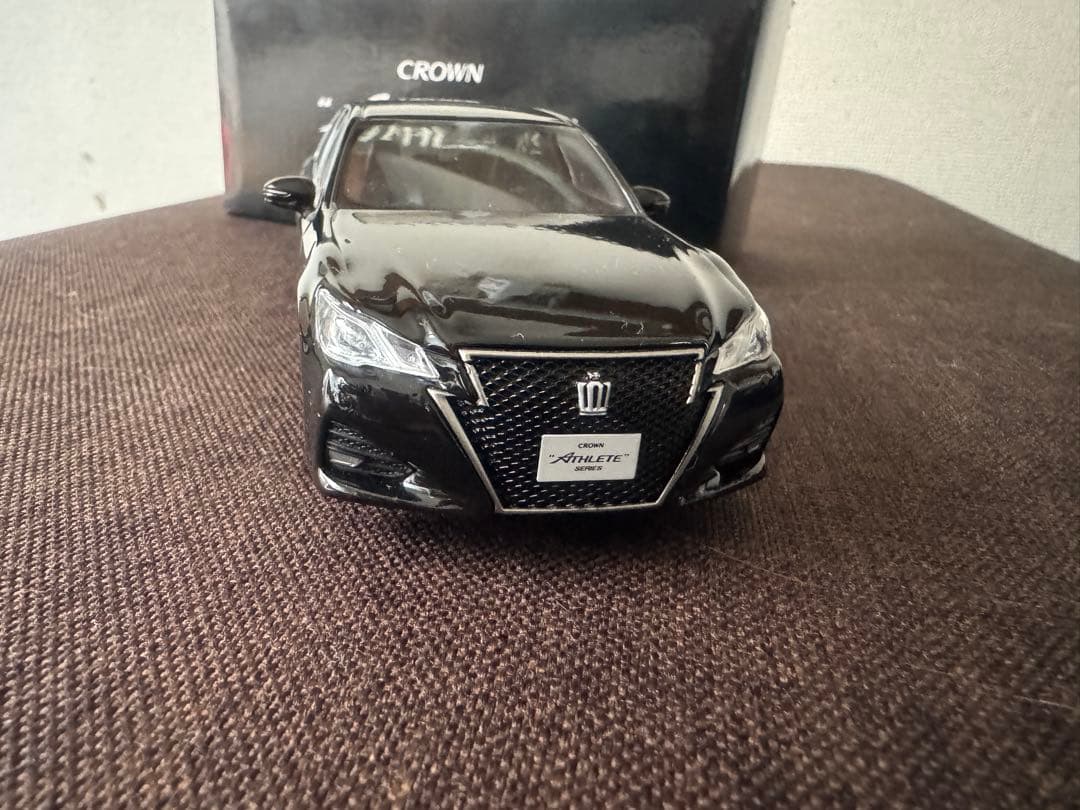 CROWN ATHLETE 210系　黒　非売品　カラーサンプル　未使用品
