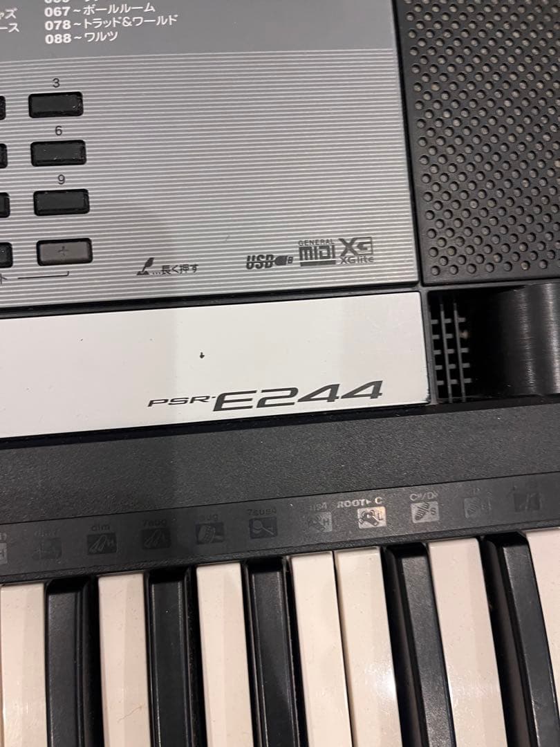 Yamaha PSR-E244 電子キーボード