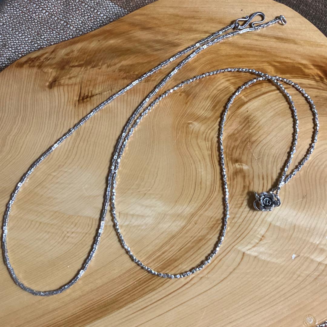 sky様カレンシルバーネックレス３本とカット水晶ブレスレット