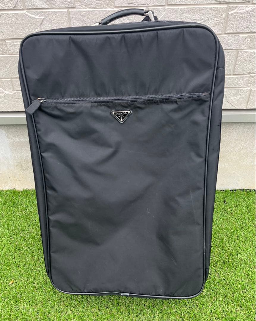 PRADA プラダ　キャリーケース
