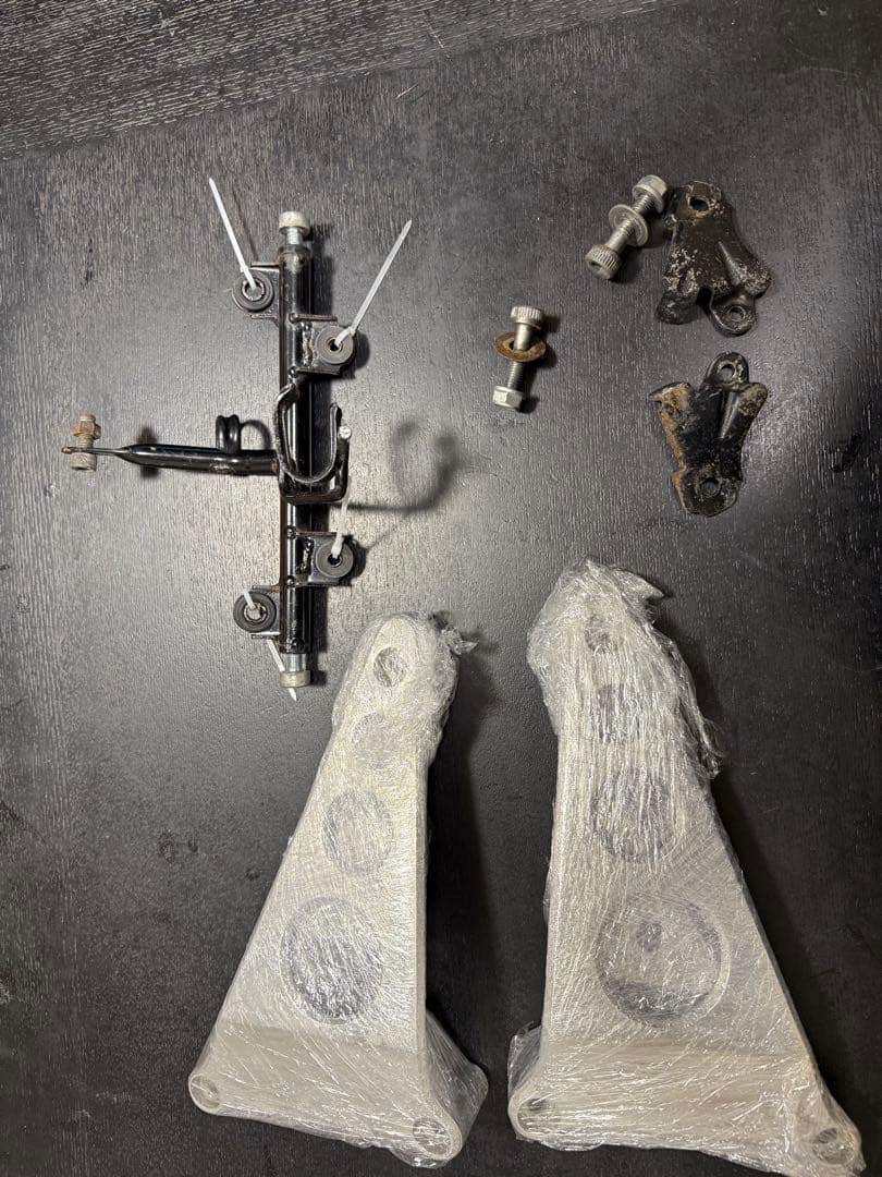 ホンダ　CBR400F ライトステー