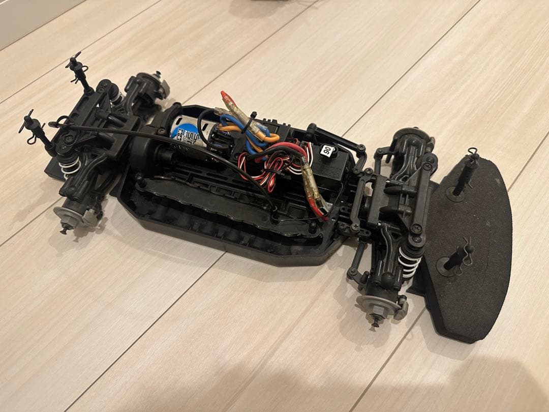 hpi E10DT 10/1ラジコン　コルベット
