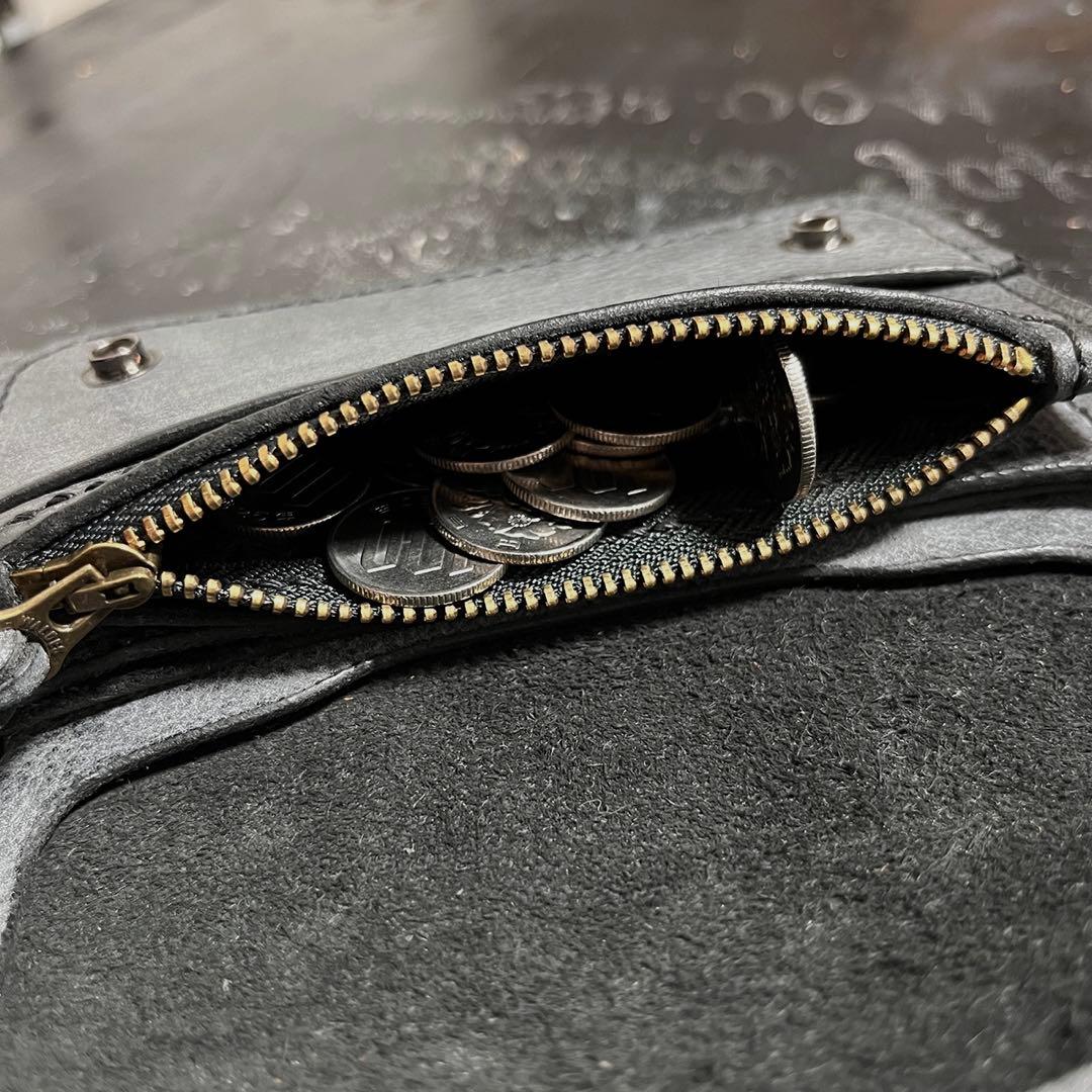 トラッカーウォレット ブラックにエイジング ミドルトラッカーウォレット #335