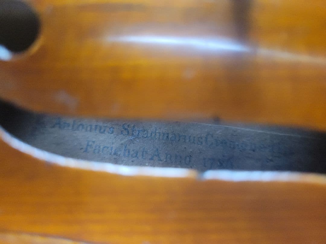 バイオリン　フルサイズ　ケース付き