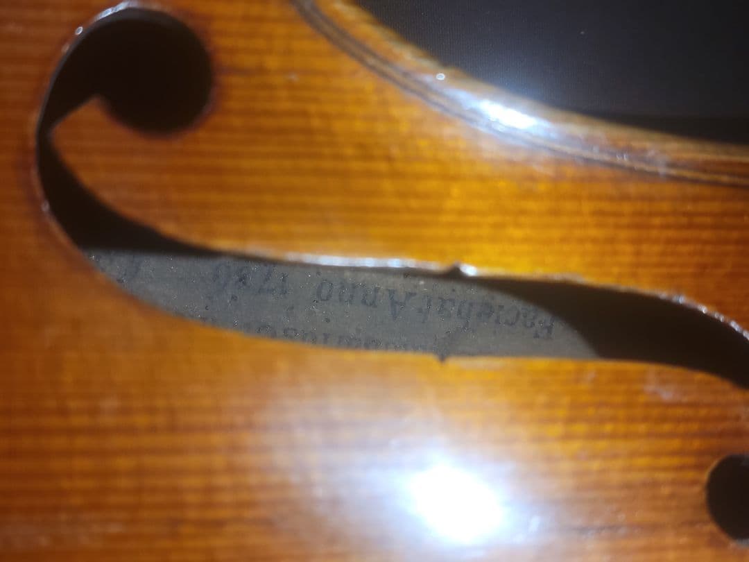 バイオリン　フルサイズ　ケース付き