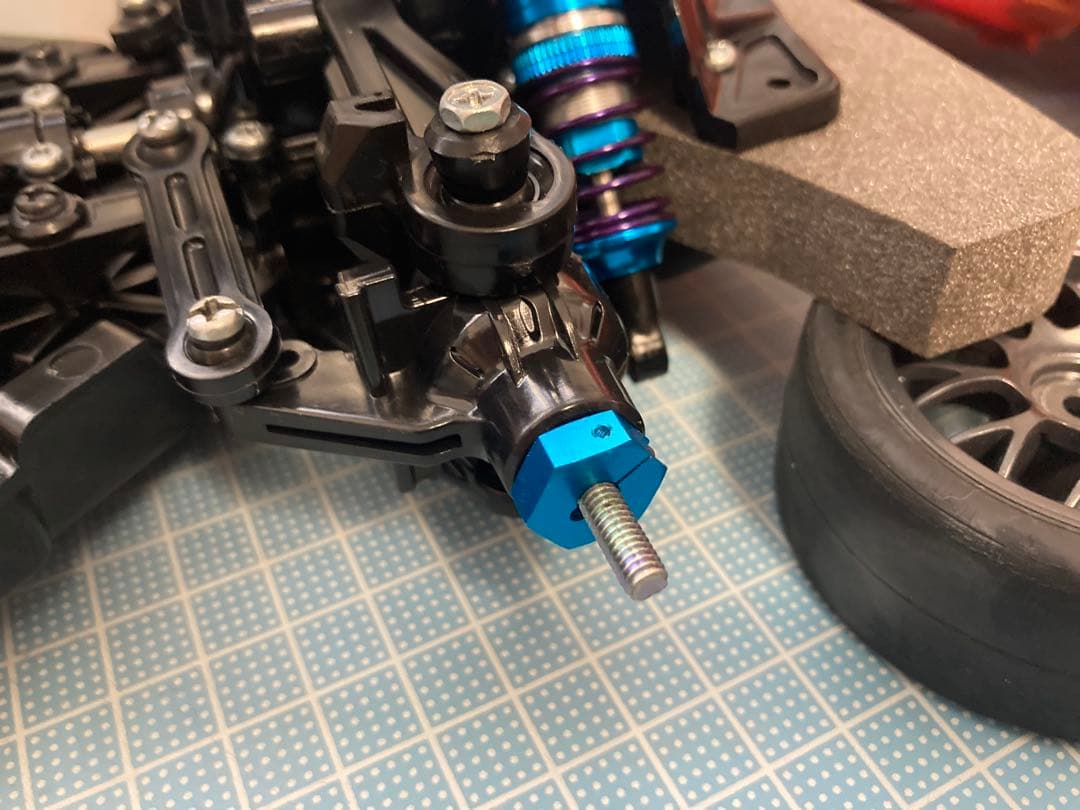 タミヤ　ラジコン　TT-02 イーグル模型　ダンパー付き