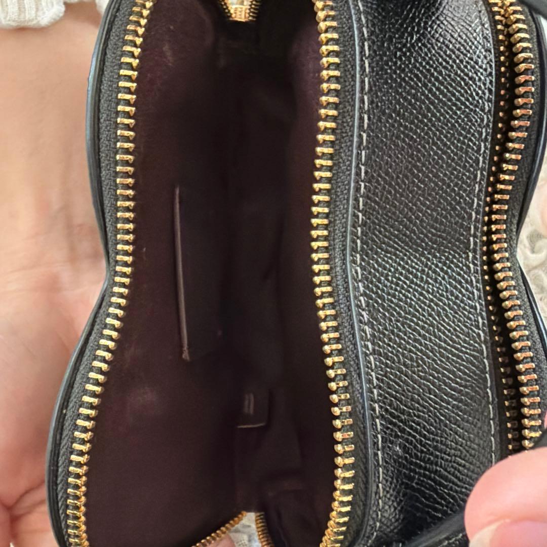 COACH ハートクロスボディーバッグ