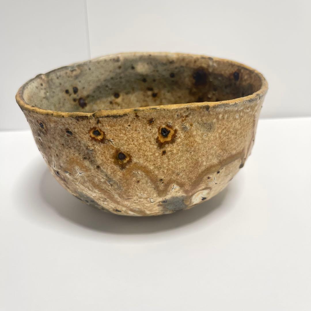 作家もの　伊羅保茶碗