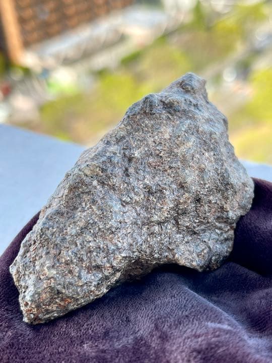 天然石　古代の青翡翠　原石　A111