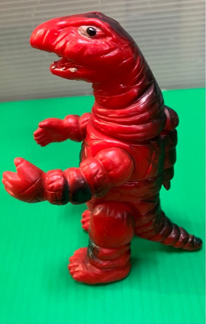 デットン　ブルマァク製　ミドルサイズソフビ