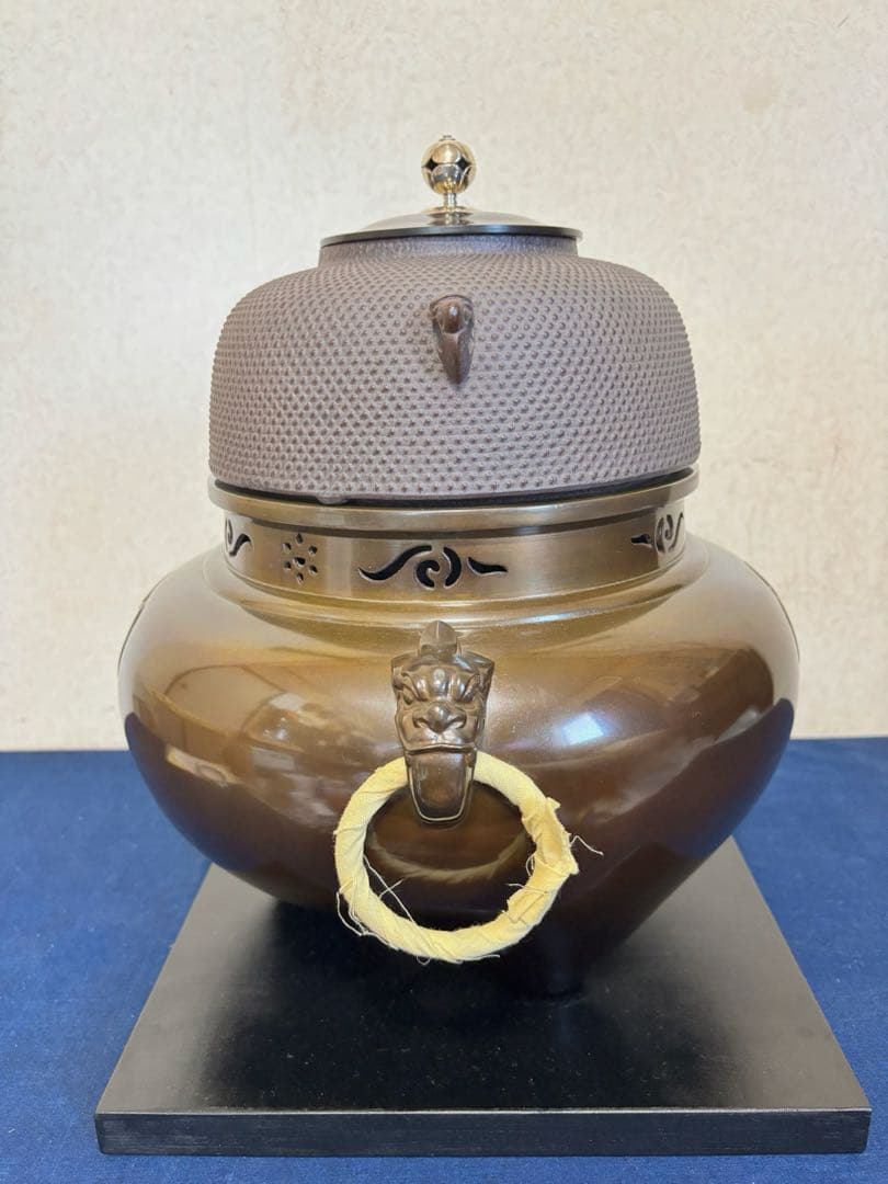 風炉 茶釜 電熱器 人間国宝高橋敬典造 金谷浄雲 唐銅鬼面 南鐐摘 敷板 茶道具