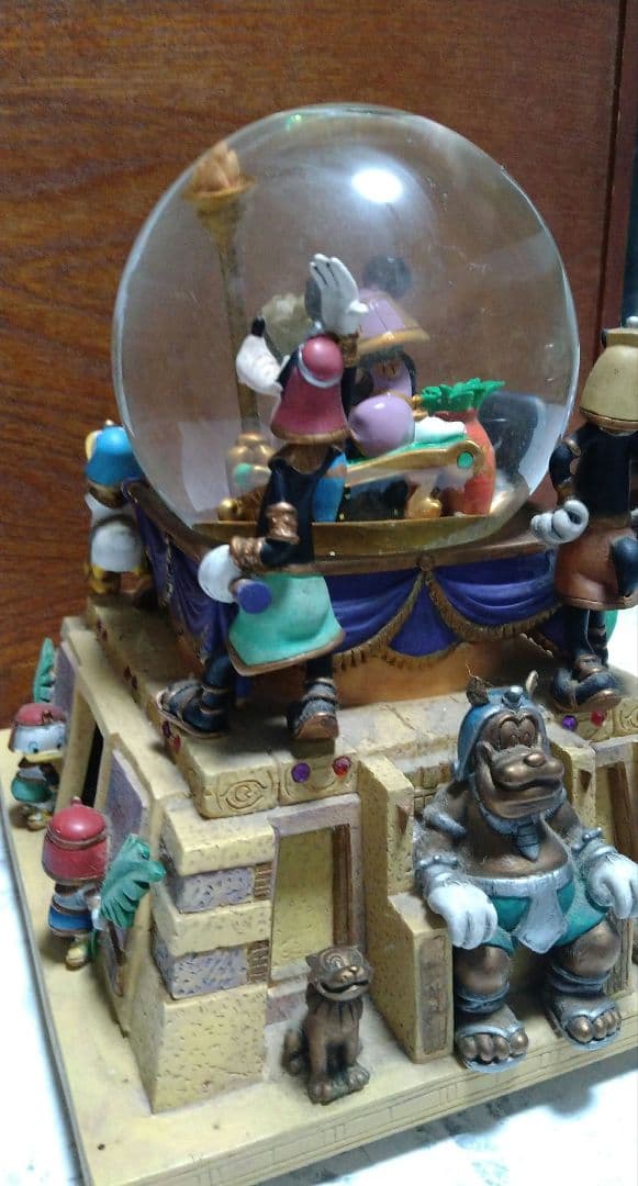 Disney☆ミッキーと仲間たち☆スノーグローブ