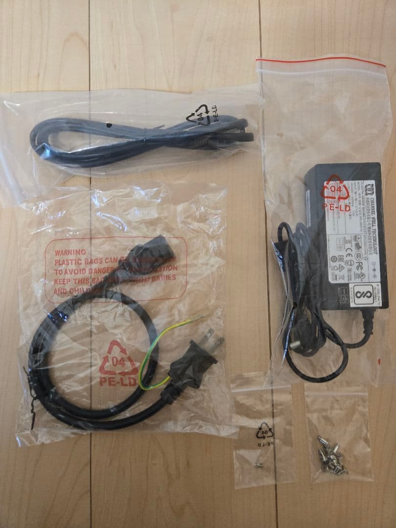 外付けハードディスク・ドライブ Synology DS216j NAS