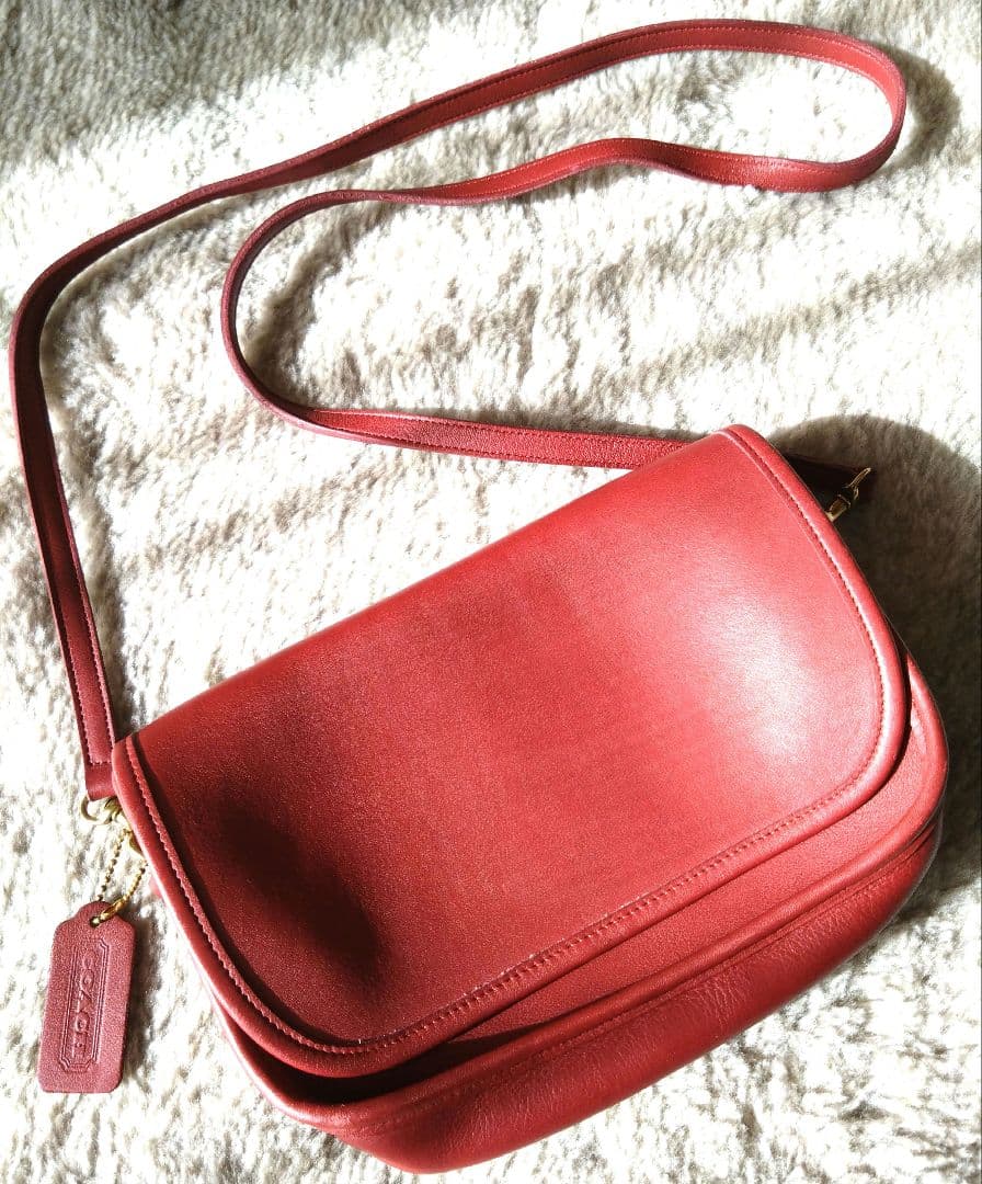 オールドコーチ ショルダーバッグ　レッド