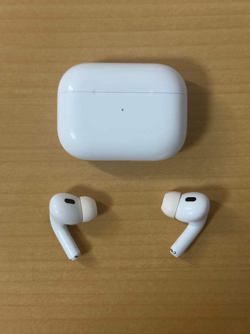 AirPods Pro 2 (Lightning to Type-C)付属品完備