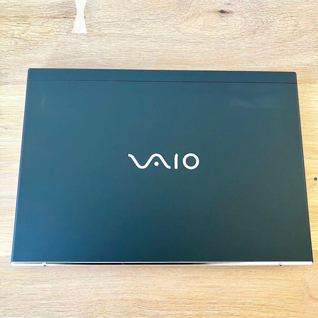バッテリー良好/軽量/VAIO/SSD/Windows11/黒/ノートパソコン