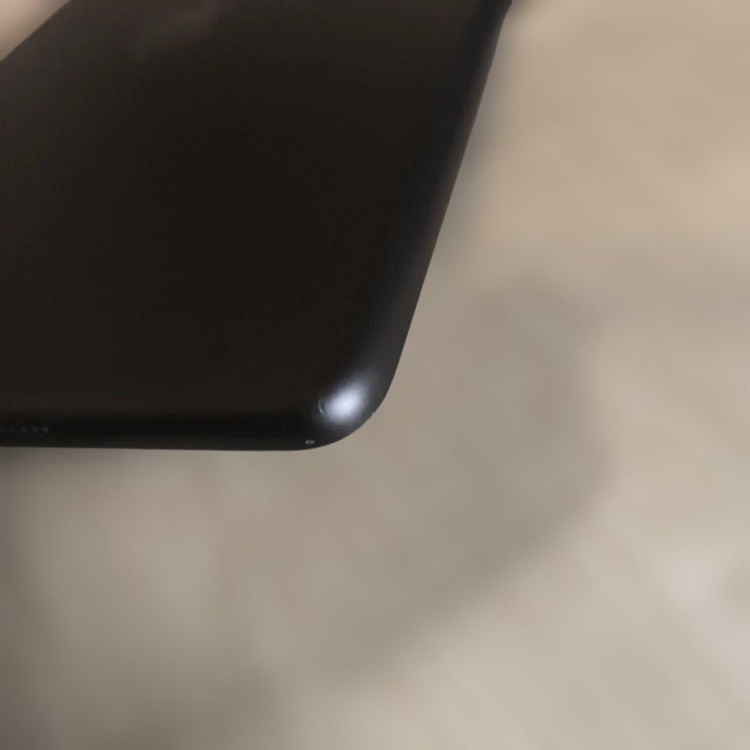 し*う様 第8世代 32GB セルラーモデル 32GBスペースグレ84％