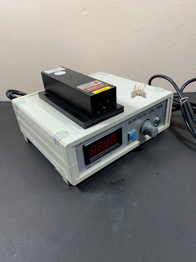 DPSSレーザーシステム　（473 nm)