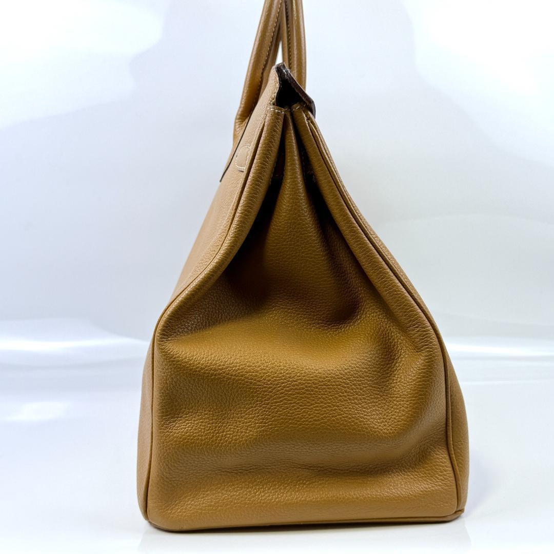 美品 本革 ハンドバッグ キャメル フラップ 嘉手納 鍵 ベルト レザー