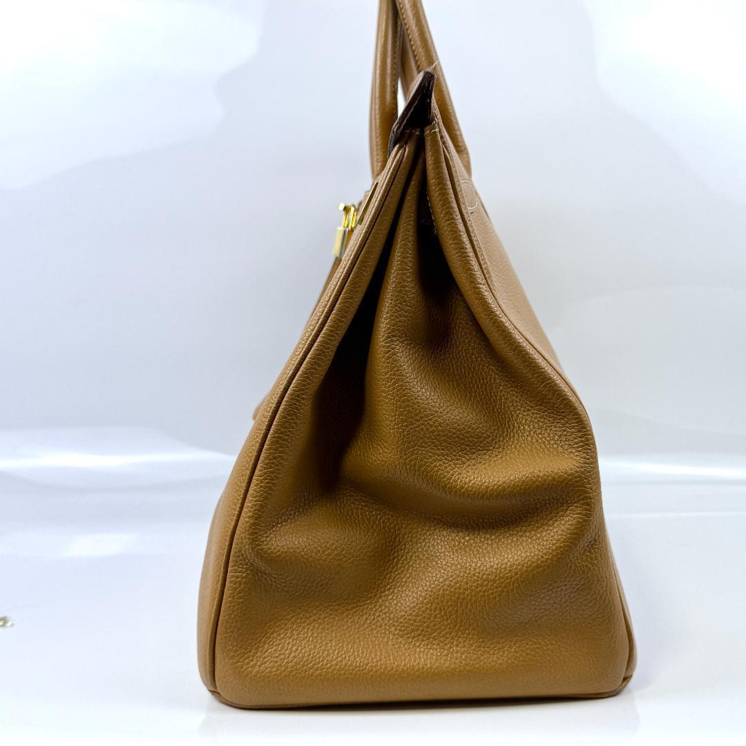 美品 本革 ハンドバッグ キャメル フラップ 嘉手納 鍵 ベルト レザー