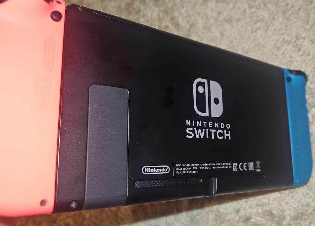 【動作確認済】NintendoSwitch　ニンテンドースイッチ　保護フィルム付