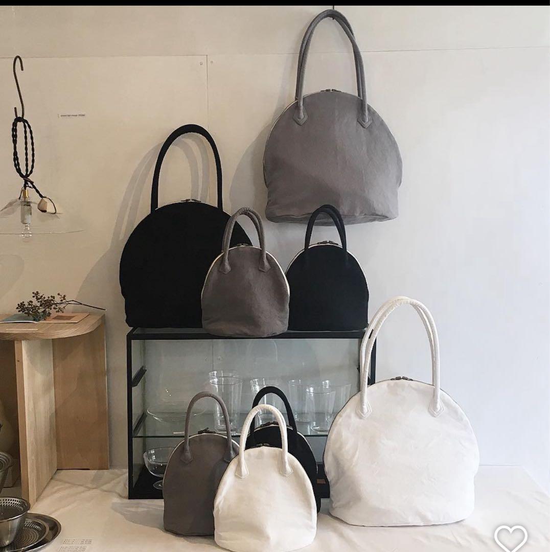 MARTAU. （マルト）shell bag