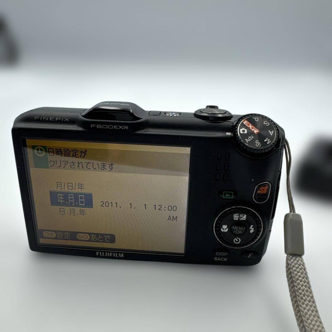 デジタルカメラ Fujifilm FinePix Z200EXR 16MP