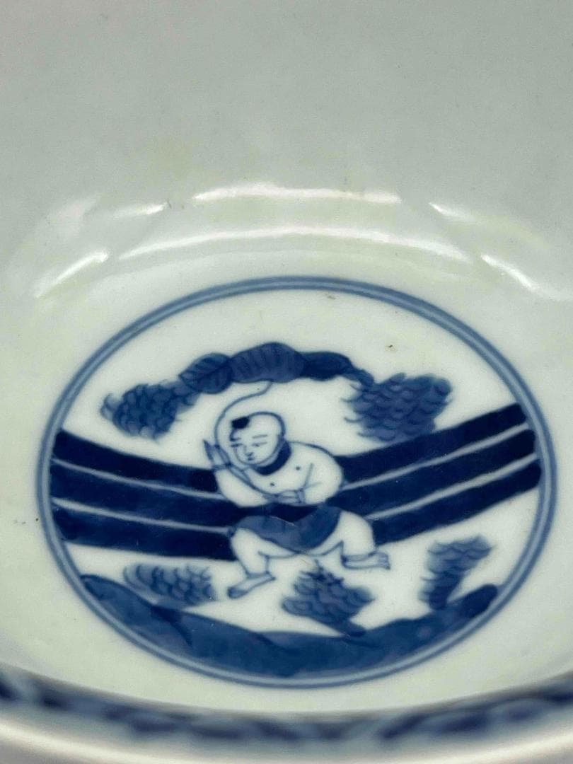 清康煕時代　染付 青花人物子供遊び図碗　青花茶碗　旧家コレクション(B-81)