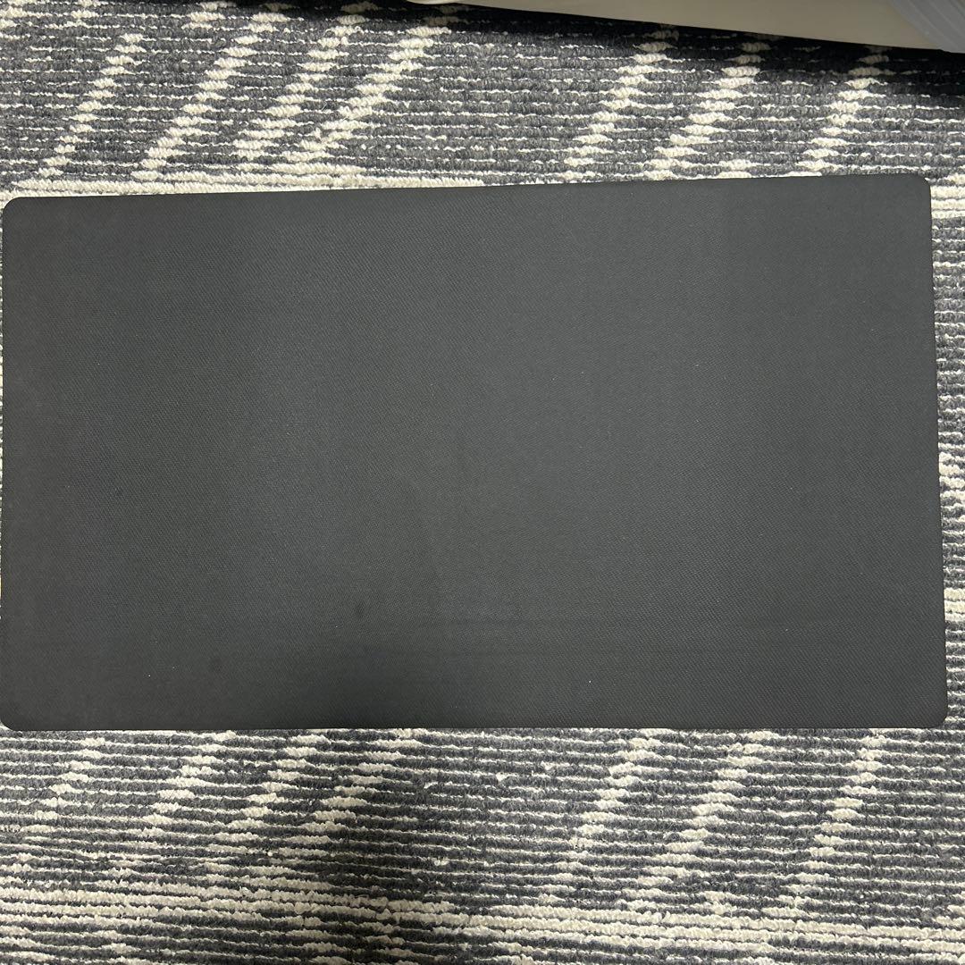 遊戯王　プレイマット　賜炎の咎姫