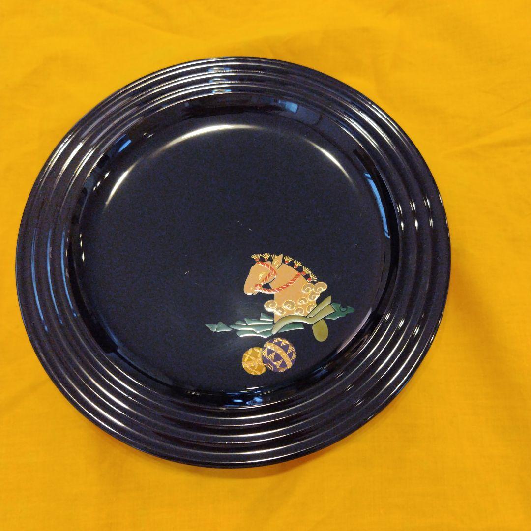 輪島塗　慶塚　春駒蒔絵　干菓子皿　一枚　木箱