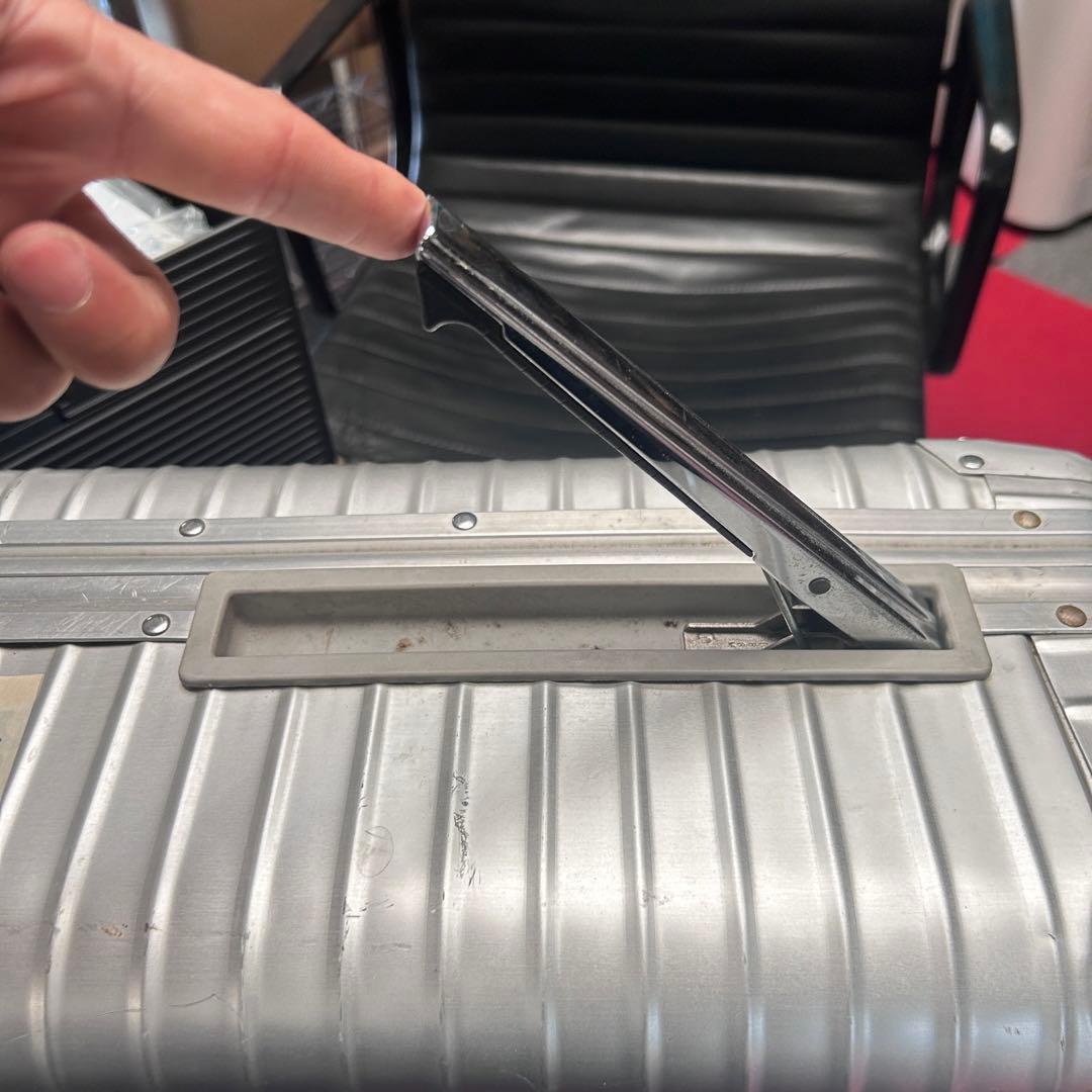 【リモワ】RIMOWA 希少　トパーズ　スーツケース　二輪使用　青ロゴ！