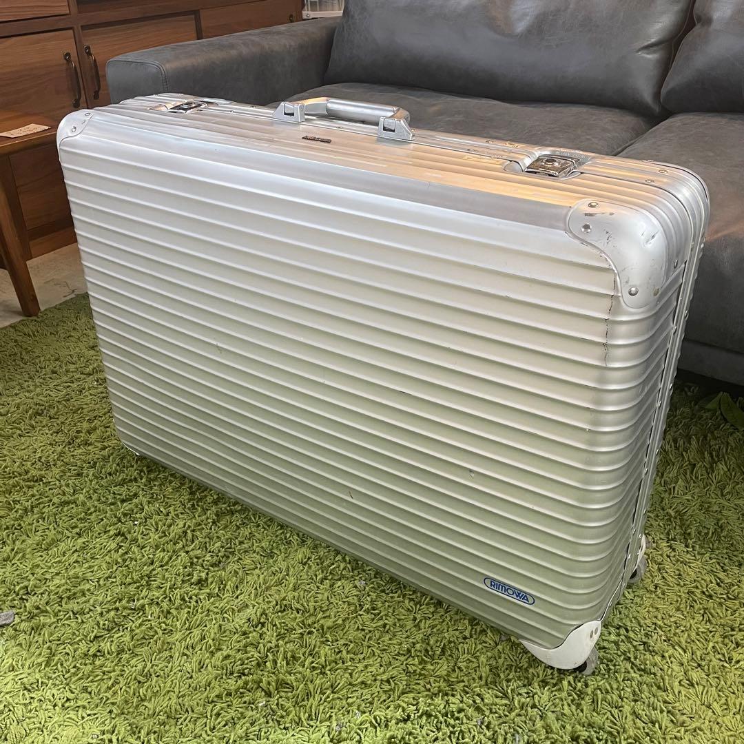 【リモワ】RIMOWA 希少　トパーズ　スーツケース　二輪使用　青ロゴ！