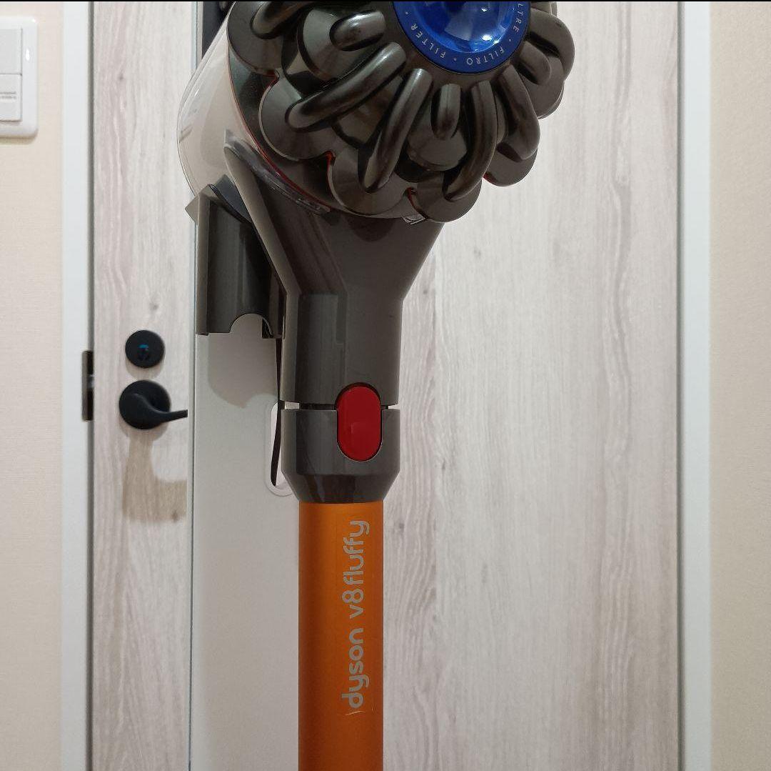 Dyson V10 コードレススティッククリーナー 本体・付属品・説明書付き