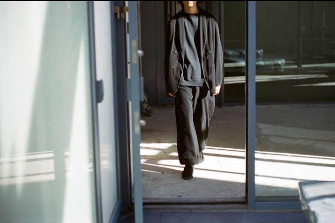 【美品】COMOLI シルクパイルセットアップ　サイズ3