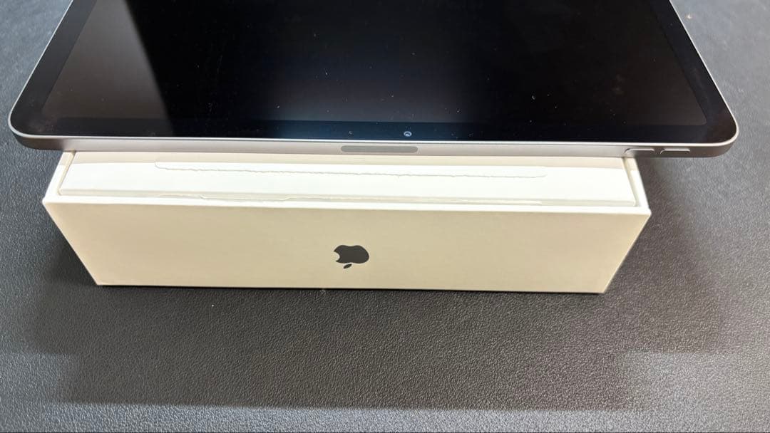 高級ケース付 極美品 iPad Air M2 1TB 11 インチWi-Fi