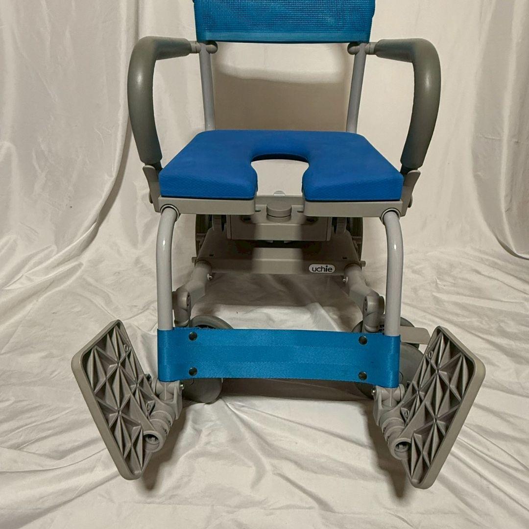 シャワーキャリー　入浴用車イス　 ウチエ社製　UD型　ブレーキ付き　uchie
